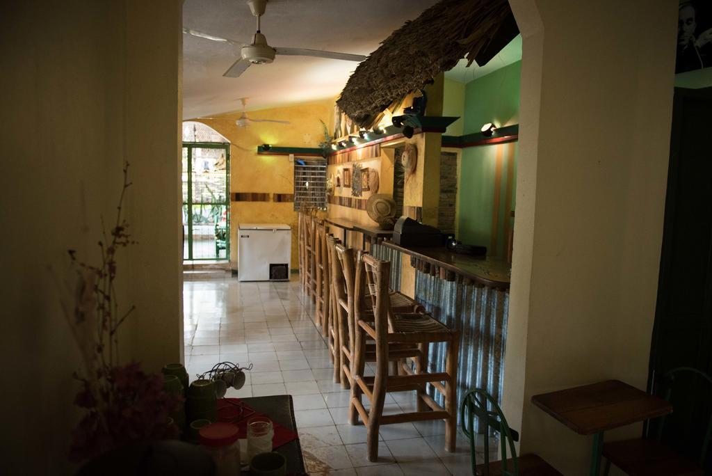 Hostal Dona Chava Pedernales Exterior foto