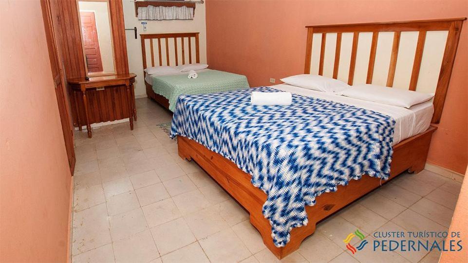 Hostal Dona Chava Pedernales Exterior foto